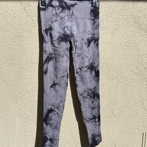 Tie dye scrunch leggings